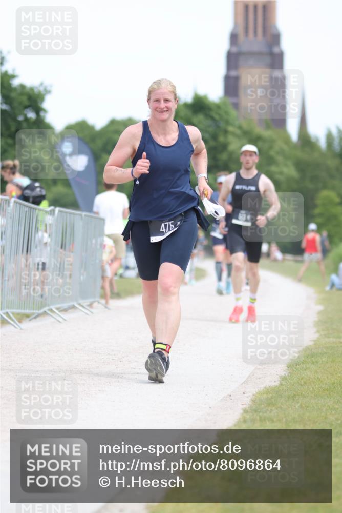 22.06.2025 - Viking Triathlon H.Heesch http://msf.ph/oto/8096864 22.06.2025 13:27:08 Laufen 163, 475, 513, 521 meine-sportfotos.de