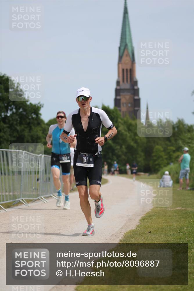 22.06.2025 - Viking Triathlon H.Heesch http://msf.ph/oto/8096887 22.06.2025 13:11:28 Laufen 101, 390, 395 meine-sportfotos.de