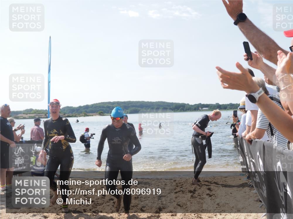22.06.2025 - Viking Triathlon MichiJ http://msf.ph/oto/8096919 22.06.2025 10:41:59 Schwimmen 58, 78, 159, 199, 221, 625 meine-sportfotos.de