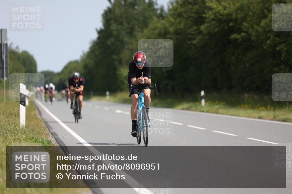 22.06.2025 - Viking Triathlon Yannick Fuchs http://msf.ph/oto/8096951 22.06.2025 11:21:56 Radfahren 1, 80, 304 meine-sportfotos.de