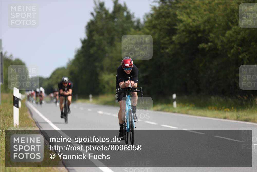 22.06.2025 - Viking Triathlon Yannick Fuchs http://msf.ph/oto/8096958 22.06.2025 11:21:57 Radfahren 1, 80, 101, 304 meine-sportfotos.de