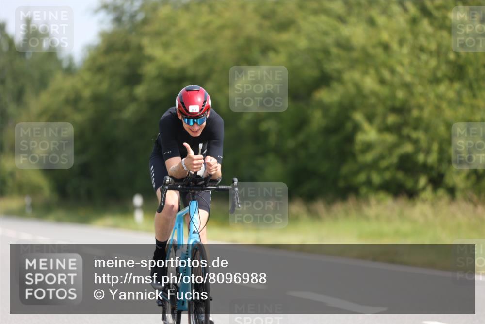 22.06.2025 - Viking Triathlon Yannick Fuchs http://msf.ph/oto/8096988 22.06.2025 11:21:58 Radfahren 1, 80, 101, 187, 304, 455 meine-sportfotos.de