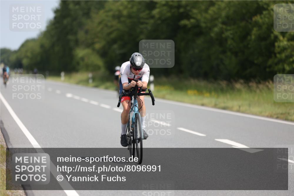 22.06.2025 - Viking Triathlon Yannick Fuchs http://msf.ph/oto/8096991 22.06.2025 11:59:34 Radfahren 2, 7, 55, 196, 346, 480, 501, 661 meine-sportfotos.de
