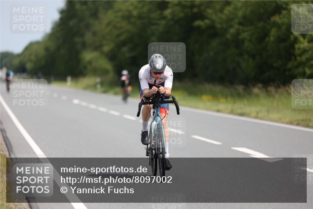 22.06.2025 - Viking Triathlon Yannick Fuchs http://msf.ph/oto/8097002 22.06.2025 11:59:34 Radfahren 2, 7, 55, 196, 346, 480, 501, 661 meine-sportfotos.de