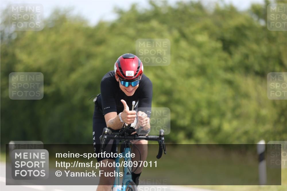 22.06.2025 - Viking Triathlon Yannick Fuchs http://msf.ph/oto/8097011 22.06.2025 11:21:58 Radfahren 1, 80, 101, 187, 304, 455 meine-sportfotos.de