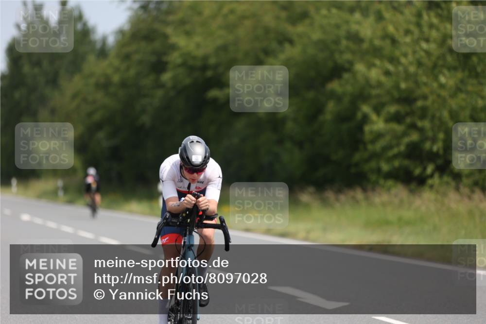 22.06.2025 - Viking Triathlon Yannick Fuchs http://msf.ph/oto/8097028 22.06.2025 11:59:34 Radfahren 2, 7, 55, 196, 346, 480, 501, 661 meine-sportfotos.de