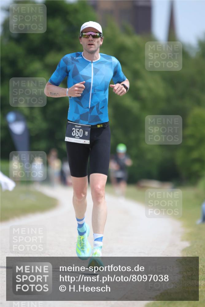 22.06.2025 - Viking Triathlon H.Heesch http://msf.ph/oto/8097038 22.06.2025 13:11:57 Laufen 350 meine-sportfotos.de