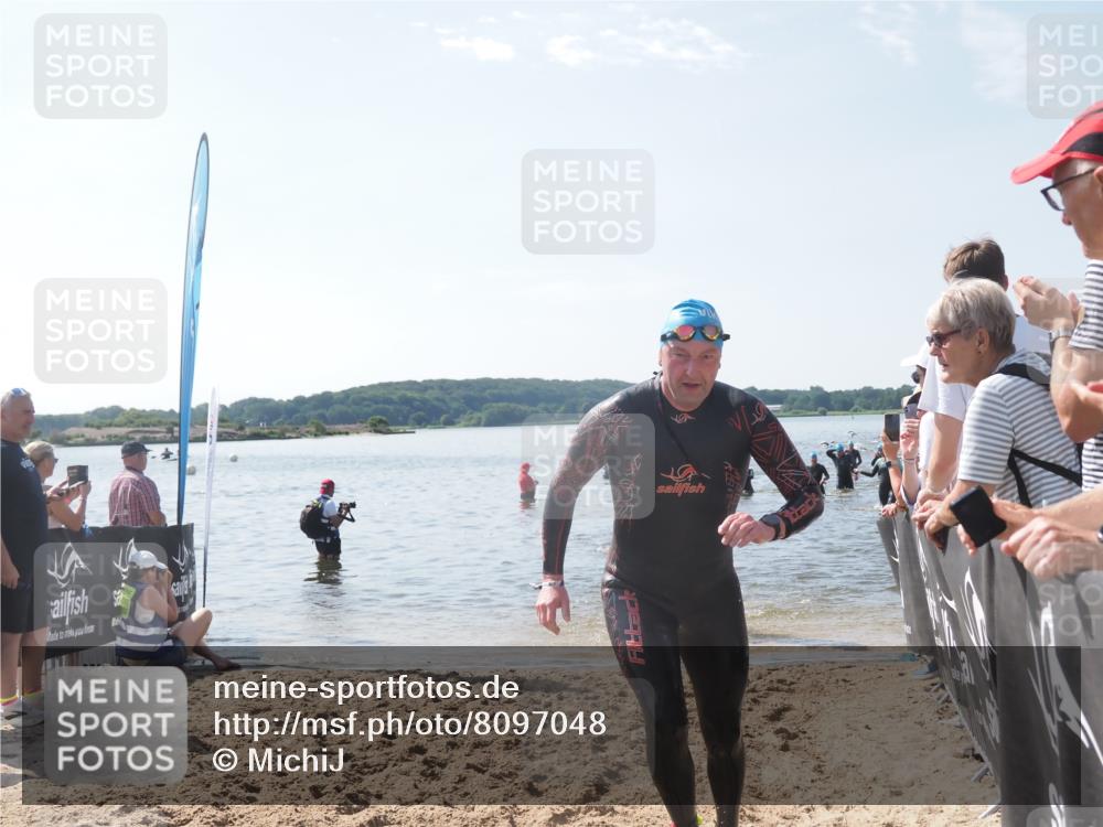 22.06.2025 - Viking Triathlon MichiJ http://msf.ph/oto/8097048 22.06.2025 10:42:10 Schwimmen 78, 159, 199, 281, 290, 326, 460, 465 meine-sportfotos.de
