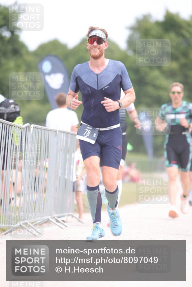 22.06.2025 - Viking Triathlon H.Heesch http://msf.ph/oto/8097049 22.06.2025 13:27:14 Laufen 78, 153, 376, 444, 475, 513 meine-sportfotos.de