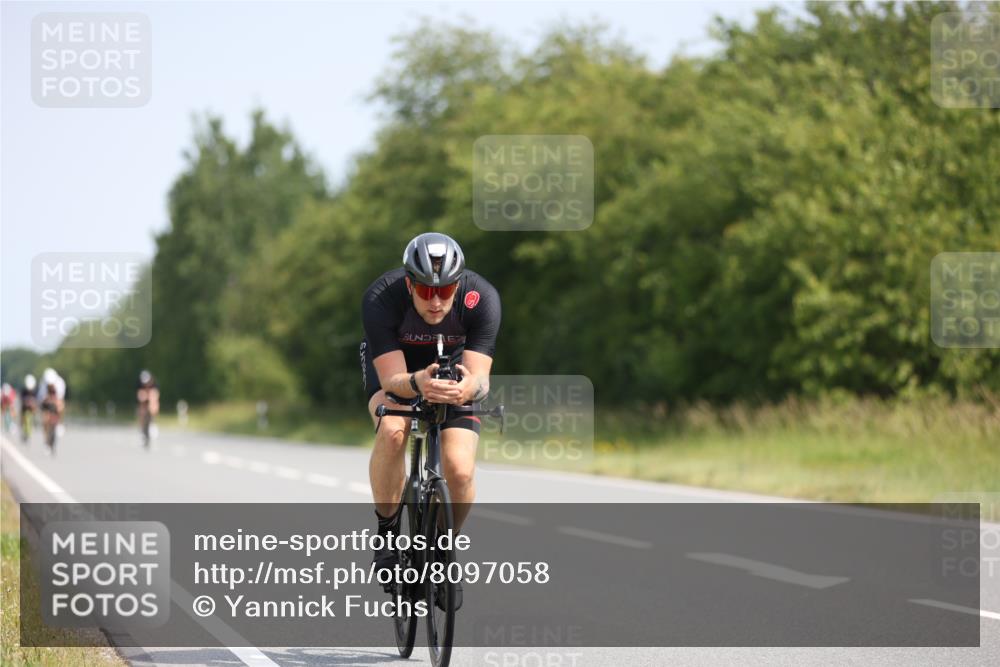 22.06.2025 - Viking Triathlon Yannick Fuchs http://msf.ph/oto/8097058 22.06.2025 11:22:00 Radfahren 1, 80, 101, 187, 304, 323, 455 meine-sportfotos.de