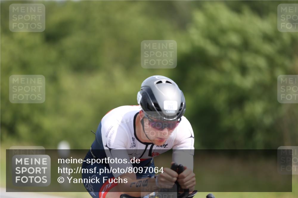 22.06.2025 - Viking Triathlon Yannick Fuchs http://msf.ph/oto/8097064 22.06.2025 11:59:36 Radfahren 2, 55, 124, 196, 346, 480, 501, 661 meine-sportfotos.de