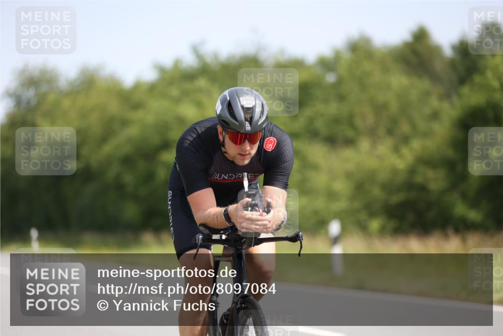 22.06.2025 - Viking Triathlon Yannick Fuchs http://msf.ph/oto/8097084 22.06.2025 11:22:01 Radfahren 1, 80, 101, 187, 304, 323, 455 meine-sportfotos.de