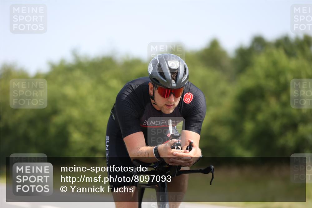 22.06.2025 - Viking Triathlon Yannick Fuchs http://msf.ph/oto/8097093 22.06.2025 11:22:01 Radfahren 1, 80, 101, 187, 304, 323, 455 meine-sportfotos.de