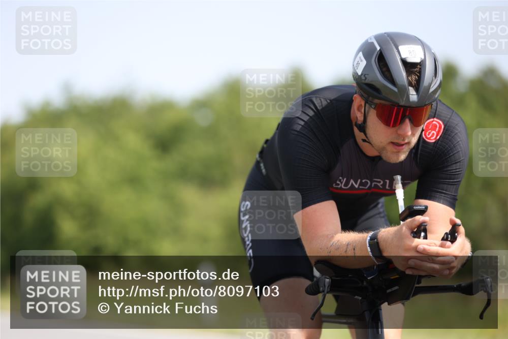 22.06.2025 - Viking Triathlon Yannick Fuchs http://msf.ph/oto/8097103 22.06.2025 11:22:01 Radfahren 1, 80, 101, 187, 304, 323, 455 meine-sportfotos.de