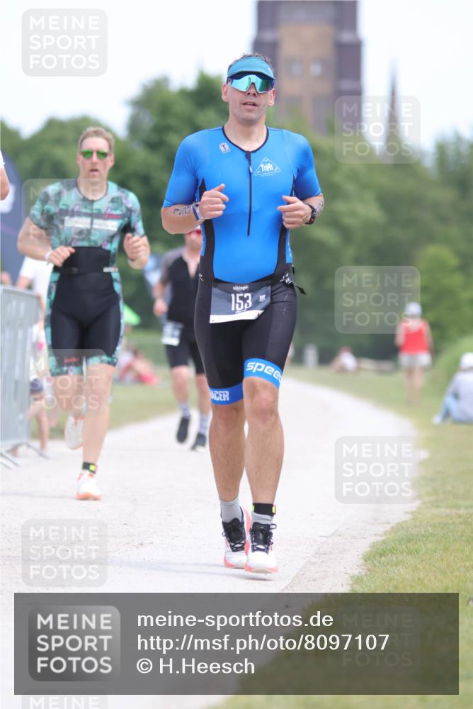 22.06.2025 - Viking Triathlon H.Heesch http://msf.ph/oto/8097107 22.06.2025 13:27:17 Laufen 78, 153, 275, 376, 444, 513 meine-sportfotos.de