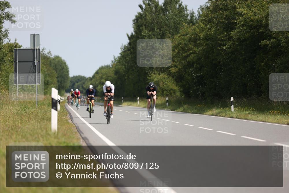 22.06.2025 - Viking Triathlon Yannick Fuchs http://msf.ph/oto/8097125 22.06.2025 11:22:02 Radfahren 1, 80, 101, 187, 304, 323, 455 meine-sportfotos.de