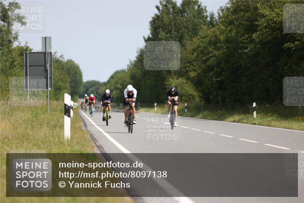 22.06.2025 - Viking Triathlon Yannick Fuchs http://msf.ph/oto/8097138 22.06.2025 11:22:03 Radfahren 1, 80, 101, 187, 304, 323, 455 meine-sportfotos.de