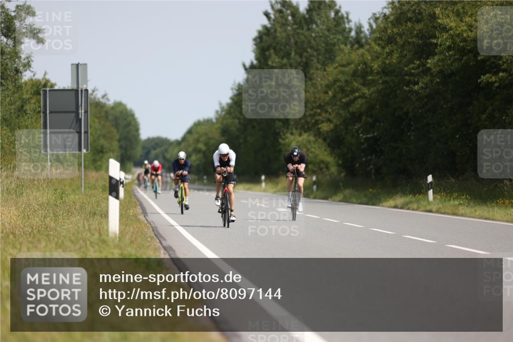 22.06.2025 - Viking Triathlon Yannick Fuchs http://msf.ph/oto/8097144 22.06.2025 11:22:03 Radfahren 1, 80, 101, 187, 304, 323, 455 meine-sportfotos.de
