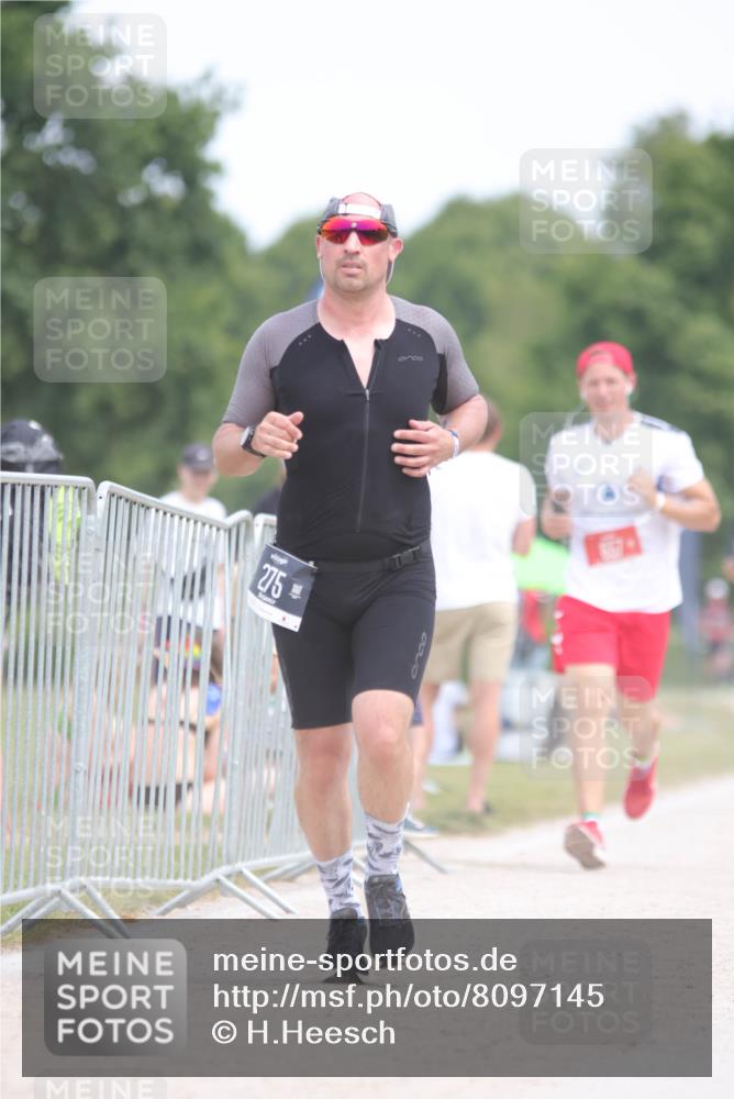 22.06.2025 - Viking Triathlon H.Heesch http://msf.ph/oto/8097145 22.06.2025 13:27:21 Laufen 78, 153, 275, 376, 444, 657 meine-sportfotos.de