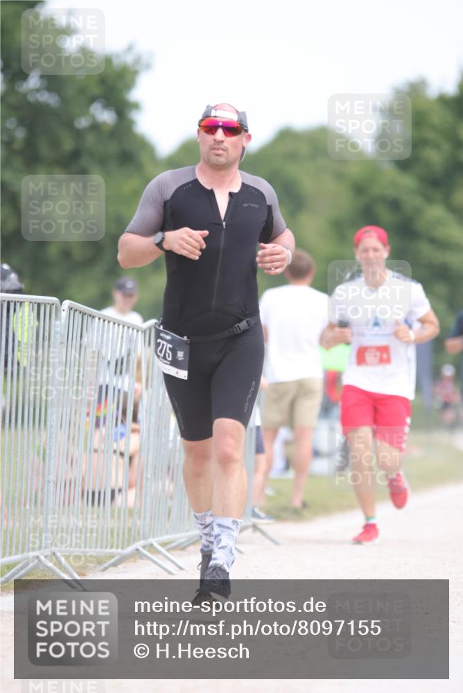 22.06.2025 - Viking Triathlon H.Heesch http://msf.ph/oto/8097155 22.06.2025 13:27:21 Laufen 78, 153, 275, 376, 444, 657 meine-sportfotos.de