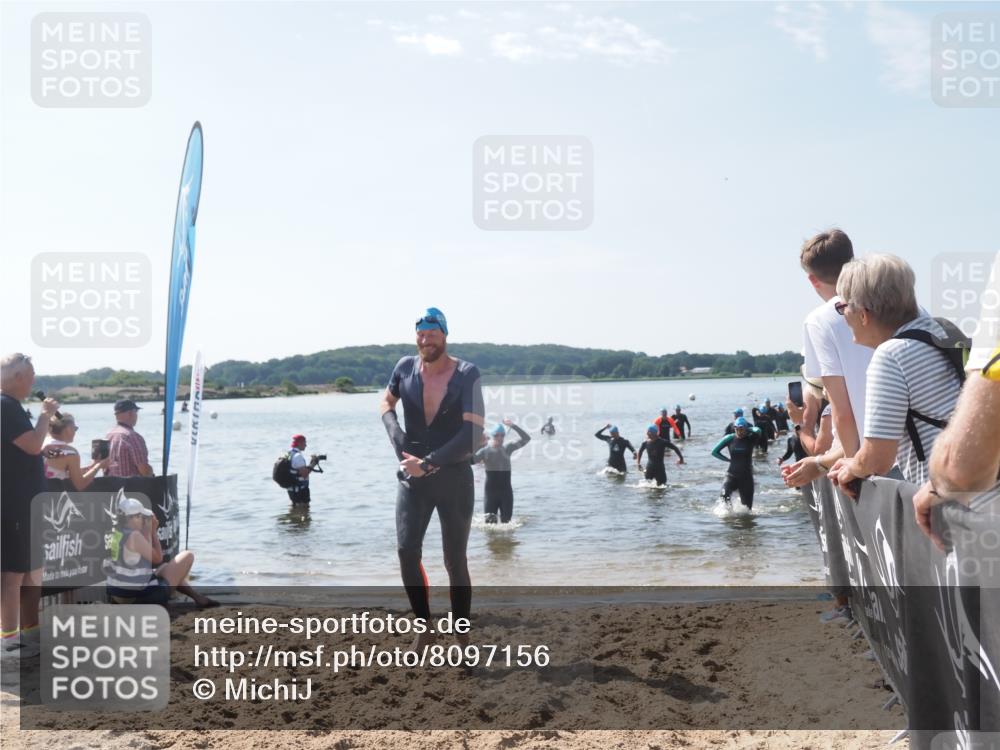 22.06.2025 - Viking Triathlon MichiJ http://msf.ph/oto/8097156 22.06.2025 10:42:18 Schwimmen 16, 65, 78, 192, 281, 290, 318, 326, 460, 465 meine-sportfotos.de