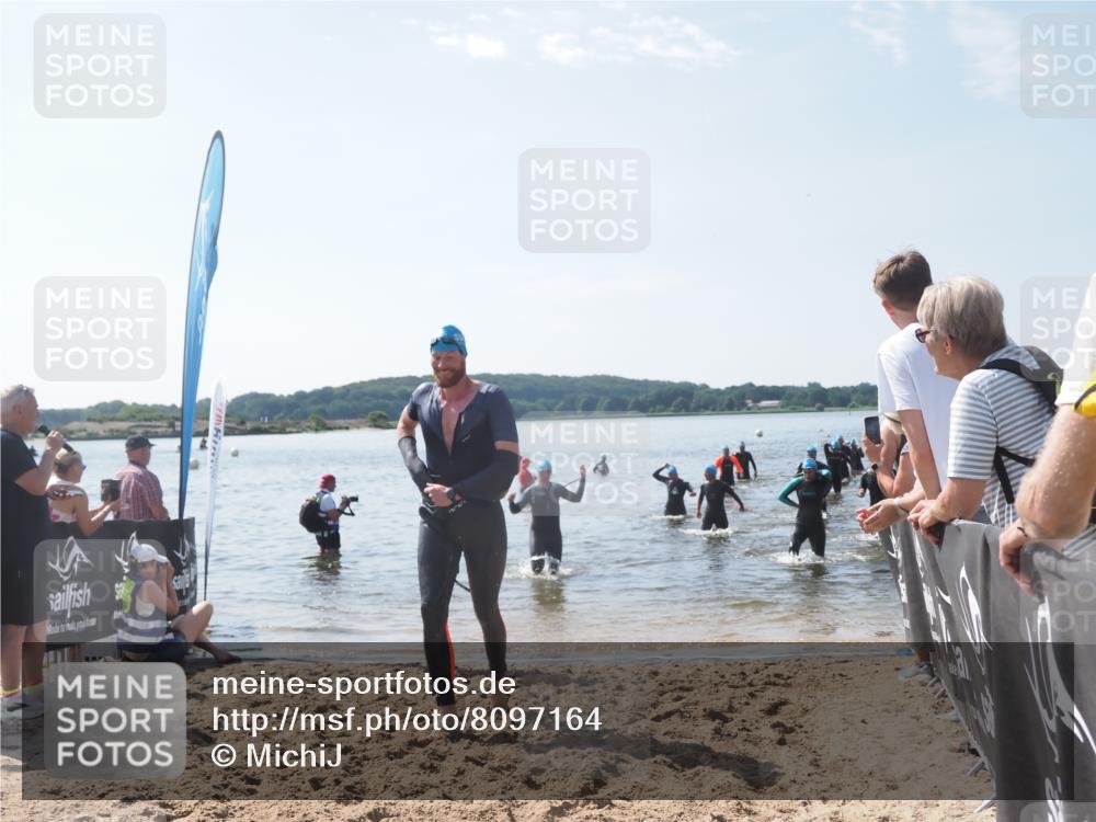 22.06.2025 - Viking Triathlon MichiJ http://msf.ph/oto/8097164 22.06.2025 10:42:18 Schwimmen 16, 65, 78, 192, 281, 290, 318, 326, 460, 465 meine-sportfotos.de