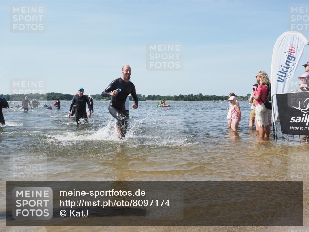 22.06.2025 - Viking Triathlon KatJ http://msf.ph/oto/8097174 22.06.2025 10:31:31 Schwimmen 3, 8, 98, 137, 158, 236, 311, 340, 469, 613, 648 meine-sportfotos.de