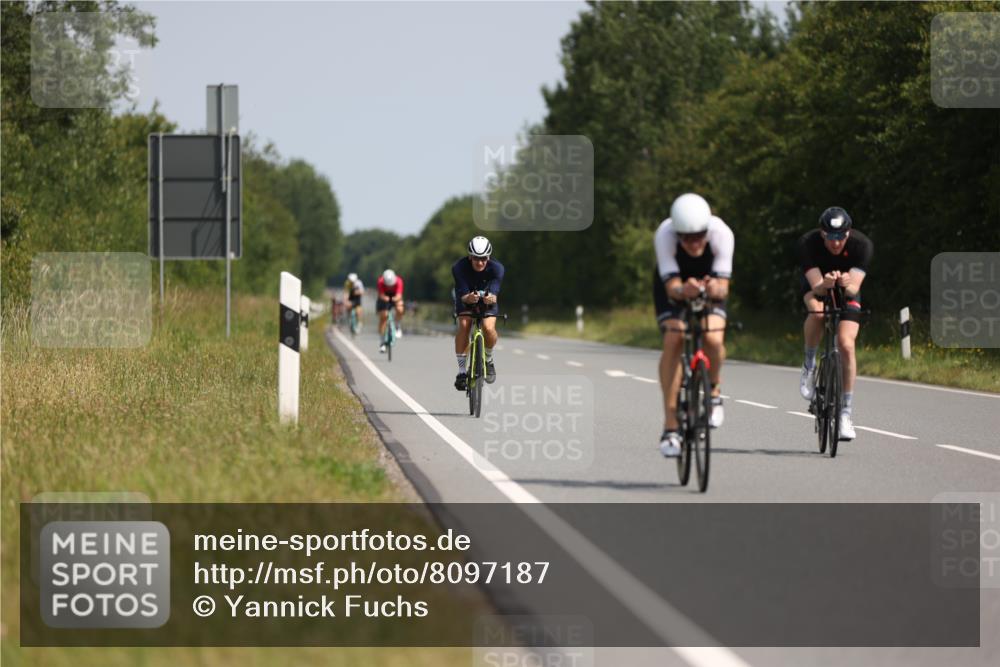 22.06.2025 - Viking Triathlon Yannick Fuchs http://msf.ph/oto/8097187 22.06.2025 11:22:05 Radfahren 1, 80, 101, 187, 323, 455, 473 meine-sportfotos.de