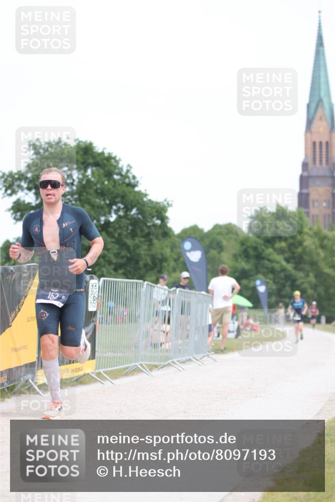22.06.2025 - Viking Triathlon H.Heesch http://msf.ph/oto/8097193 22.06.2025 13:27:29 Laufen 152, 275, 657 meine-sportfotos.de