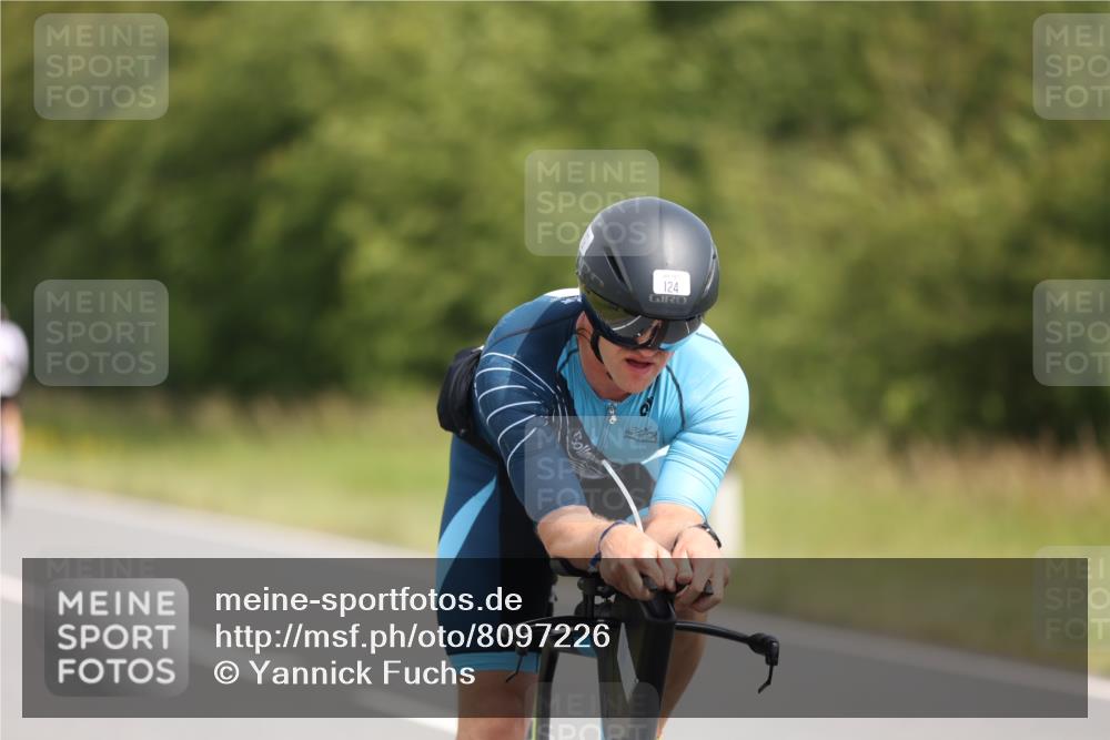 22.06.2025 - Viking Triathlon Yannick Fuchs http://msf.ph/oto/8097226 22.06.2025 11:59:45 Radfahren 124, 207, 223, 225, 230, 480, 501 meine-sportfotos.de