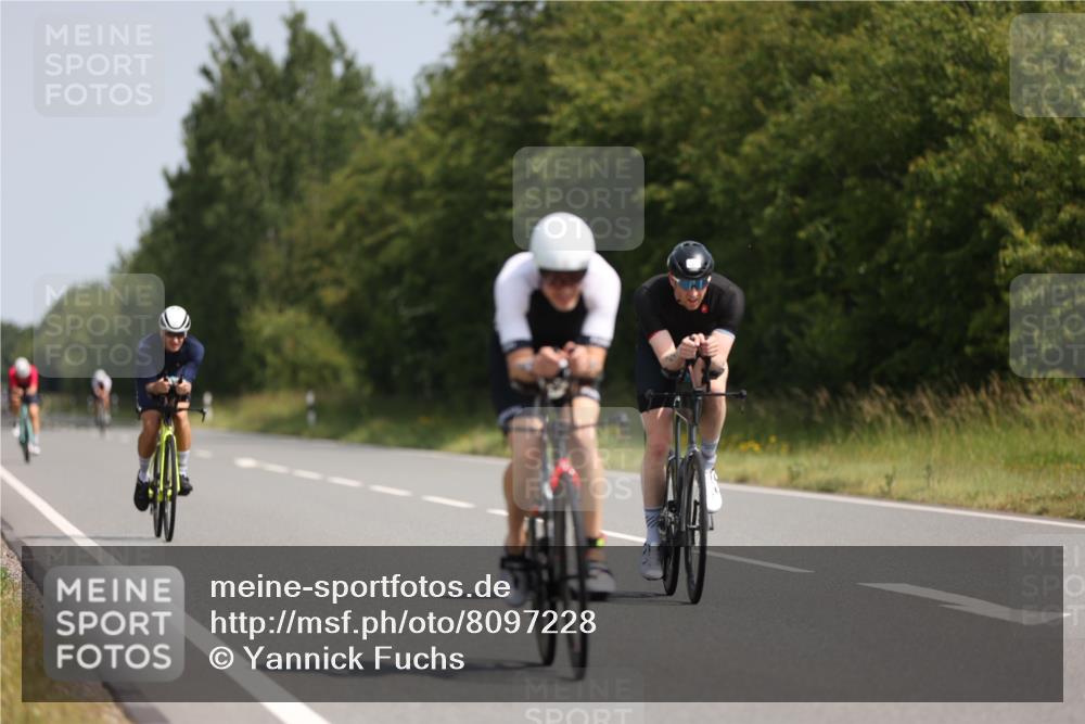 22.06.2025 - Viking Triathlon Yannick Fuchs http://msf.ph/oto/8097228 22.06.2025 11:22:06 Radfahren 1, 101, 187, 323, 455, 473 meine-sportfotos.de