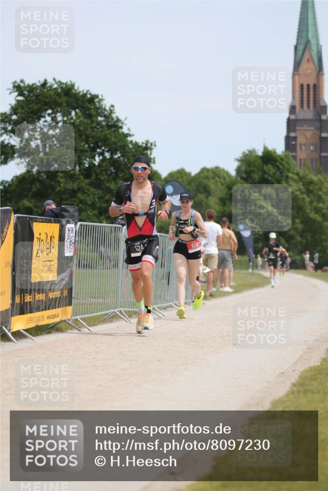 22.06.2025 - Viking Triathlon H.Heesch http://msf.ph/oto/8097230 22.06.2025 13:12:36 Laufen 524, 556, 608 meine-sportfotos.de