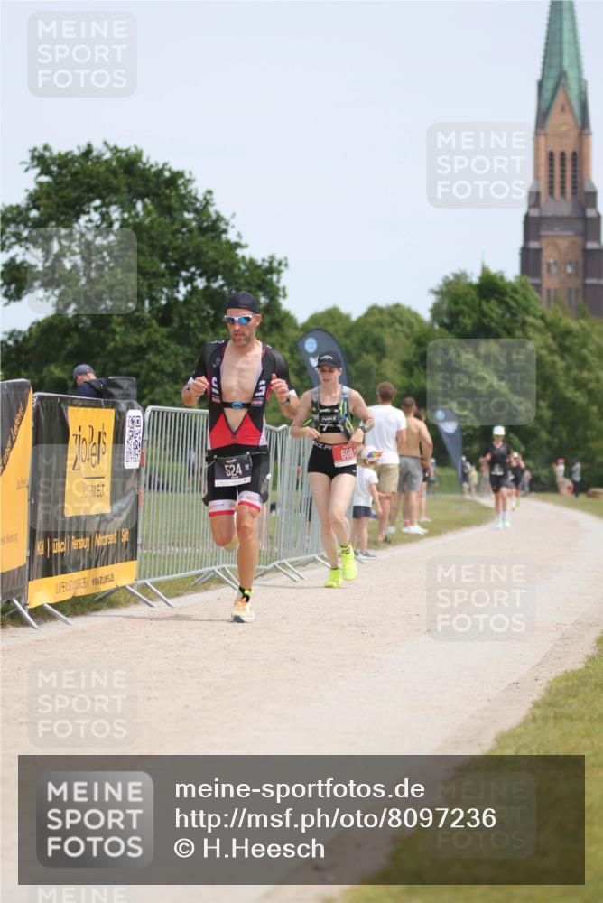 22.06.2025 - Viking Triathlon H.Heesch http://msf.ph/oto/8097236 22.06.2025 13:12:36 Laufen 524, 556, 608 meine-sportfotos.de