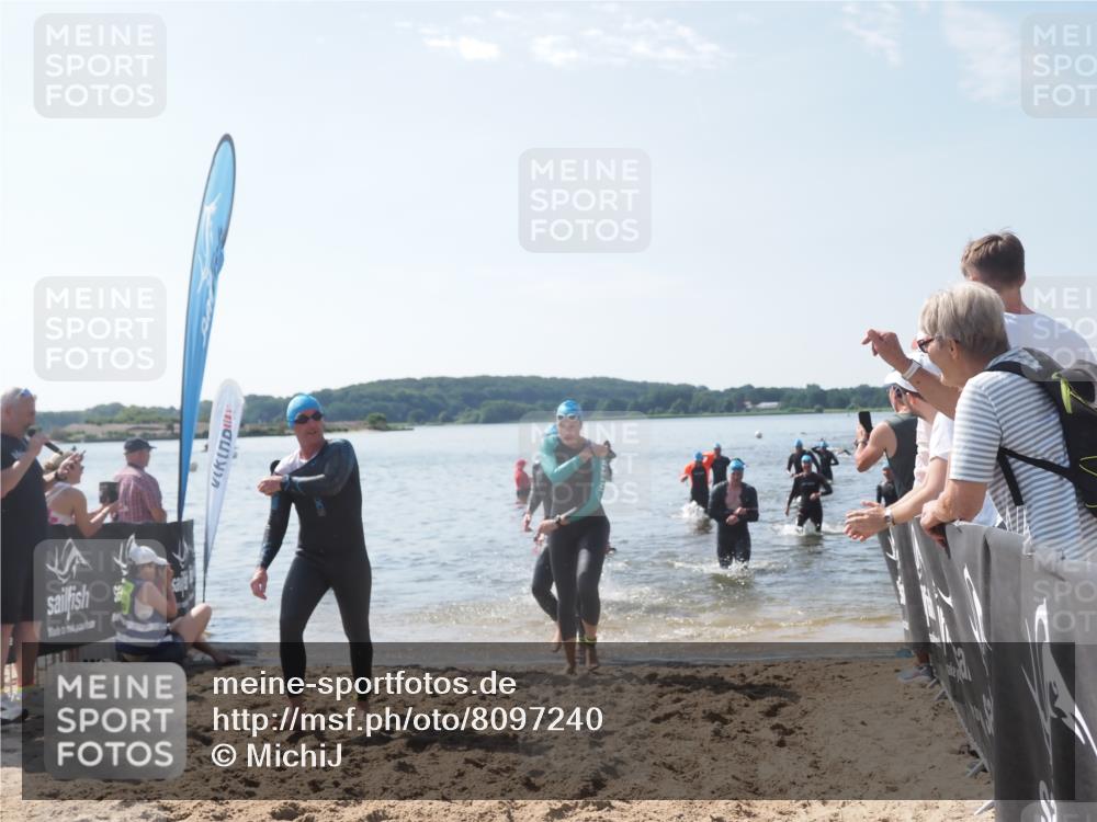 22.06.2025 - Viking Triathlon MichiJ http://msf.ph/oto/8097240 22.06.2025 10:42:25 Schwimmen 16, 55, 65, 192, 281, 290, 318, 326, 427, 460, 465 meine-sportfotos.de