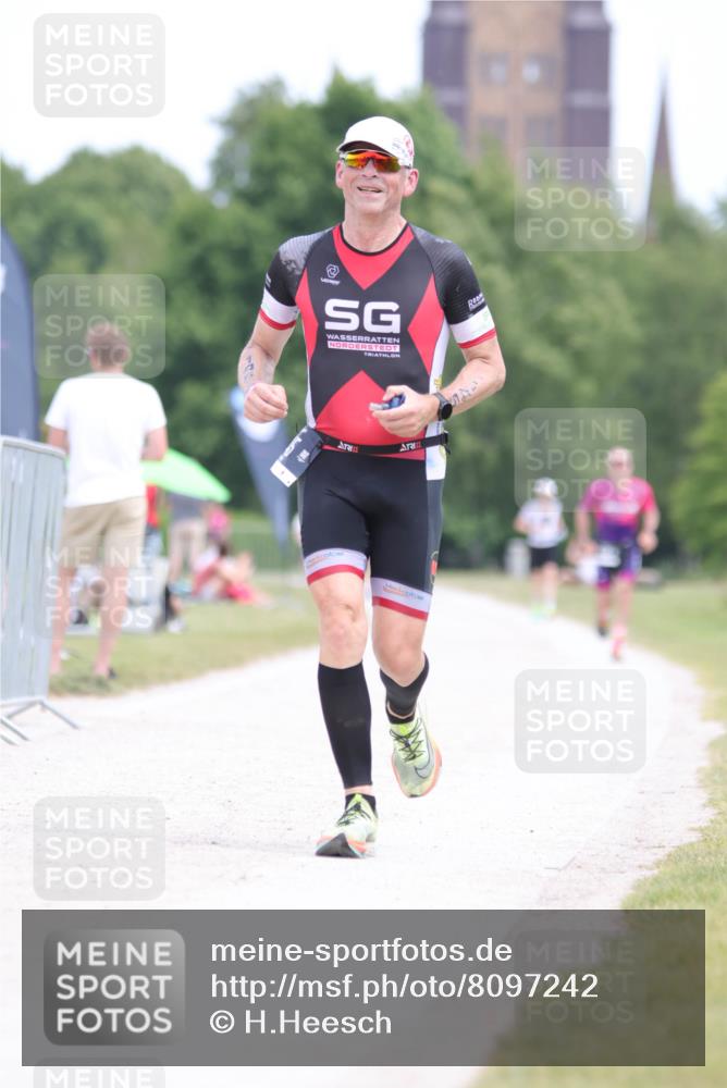 22.06.2025 - Viking Triathlon H.Heesch http://msf.ph/oto/8097242 22.06.2025 13:27:58 Laufen 145 meine-sportfotos.de