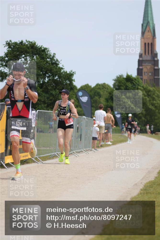 22.06.2025 - Viking Triathlon H.Heesch http://msf.ph/oto/8097247 22.06.2025 13:12:37 Laufen 524, 608 meine-sportfotos.de