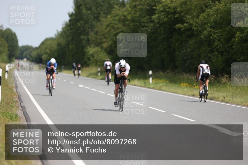 22.06.2025 - Viking Triathlon Yannick Fuchs http://msf.ph/oto/8097268 22.06.2025 11:59:48 Radfahren 124, 207, 223, 225, 230, 501 meine-sportfotos.de