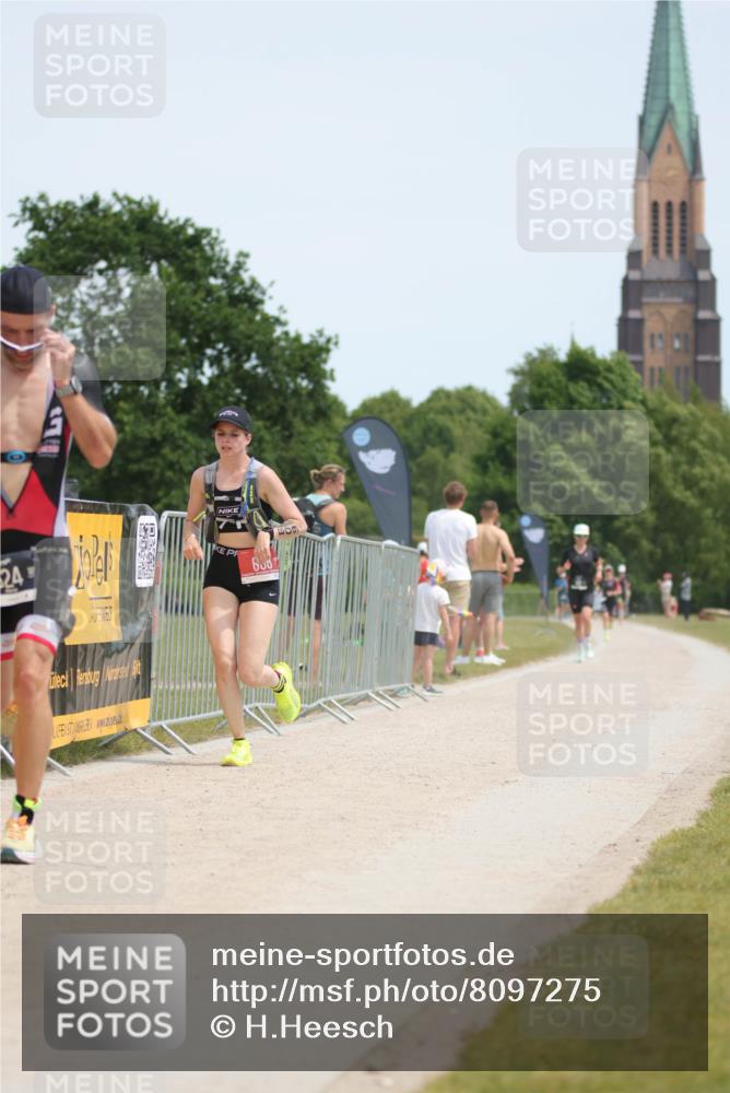 22.06.2025 - Viking Triathlon H.Heesch http://msf.ph/oto/8097275 22.06.2025 13:12:38 Laufen 524, 608 meine-sportfotos.de