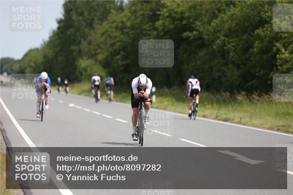 22.06.2025 - Viking Triathlon Yannick Fuchs http://msf.ph/oto/8097282 22.06.2025 11:59:49 Radfahren 124, 207, 223, 225, 230, 610 meine-sportfotos.de