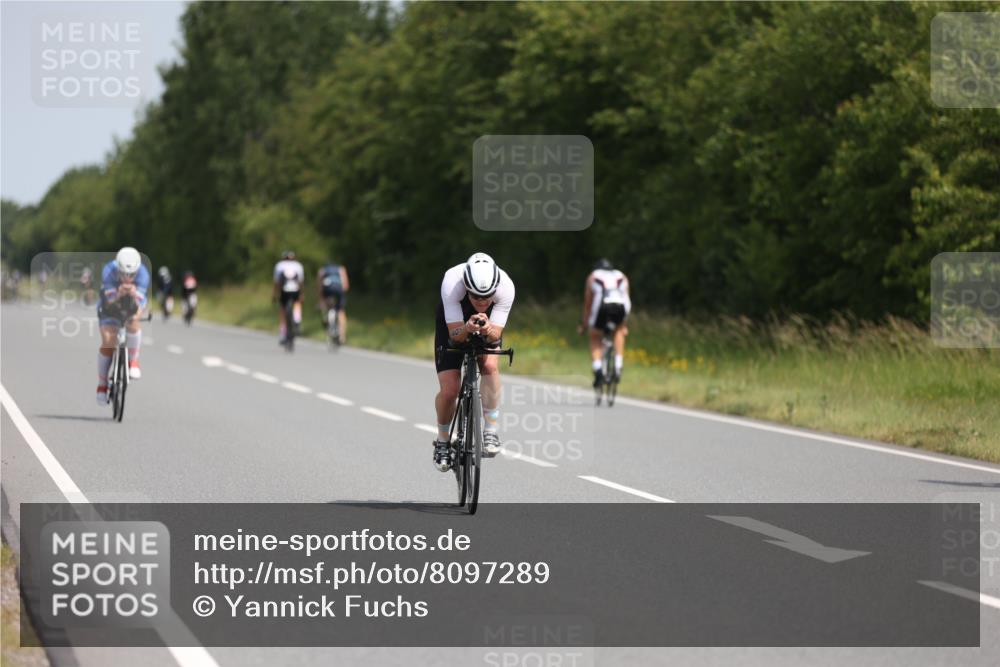 22.06.2025 - Viking Triathlon Yannick Fuchs http://msf.ph/oto/8097289 22.06.2025 11:59:49 Radfahren 124, 207, 223, 225, 230, 610 meine-sportfotos.de