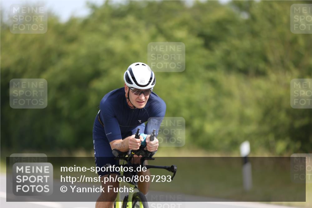 22.06.2025 - Viking Triathlon Yannick Fuchs http://msf.ph/oto/8097293 22.06.2025 11:22:09 Radfahren 1, 42, 101, 187, 323, 455, 473 meine-sportfotos.de