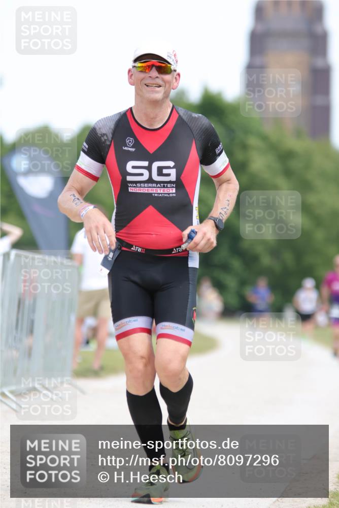 22.06.2025 - Viking Triathlon H.Heesch http://msf.ph/oto/8097296 22.06.2025 13:27:59 Laufen 145 meine-sportfotos.de
