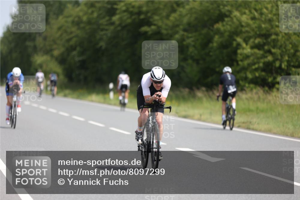22.06.2025 - Viking Triathlon Yannick Fuchs http://msf.ph/oto/8097299 22.06.2025 11:59:50 Radfahren 207, 223, 225, 230, 610 meine-sportfotos.de