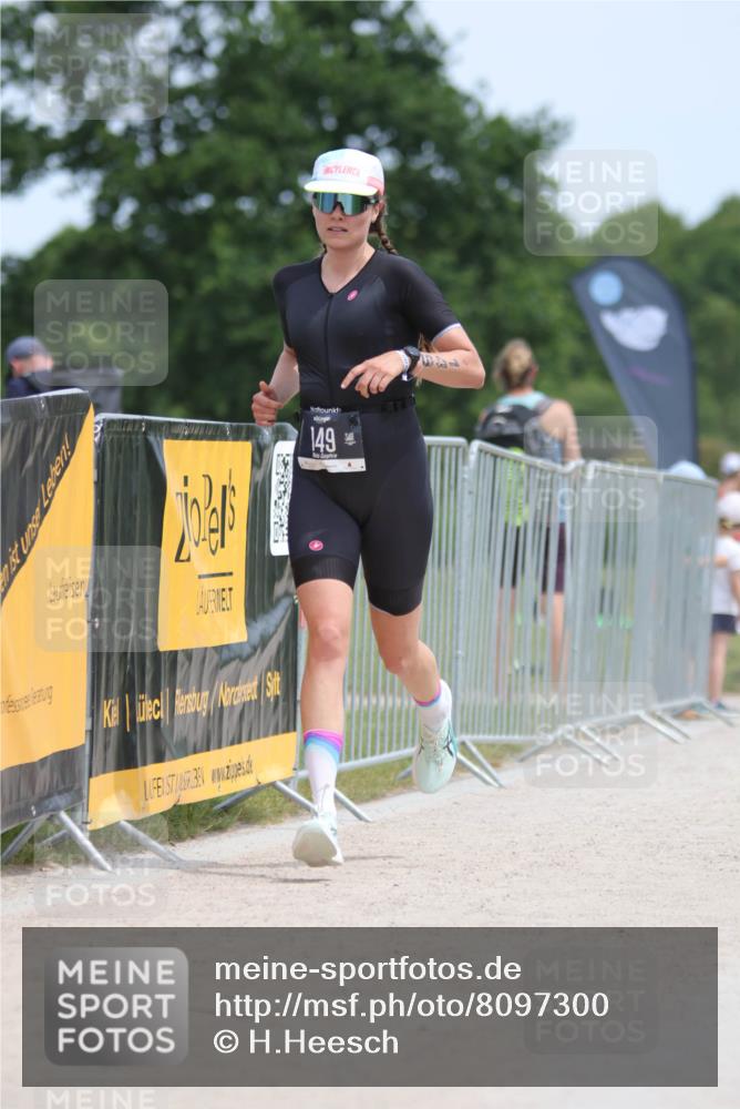 22.06.2025 - Viking Triathlon H.Heesch http://msf.ph/oto/8097300 22.06.2025 13:12:46 Laufen 149 meine-sportfotos.de