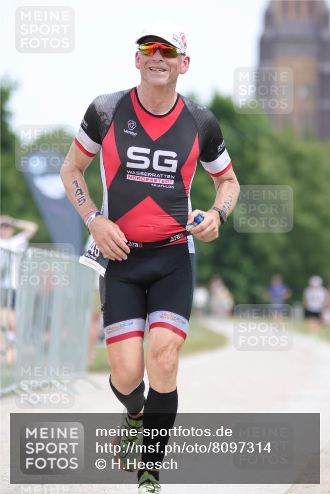 22.06.2025 - Viking Triathlon H.Heesch http://msf.ph/oto/8097314 22.06.2025 13:27:59 Laufen 145 meine-sportfotos.de
