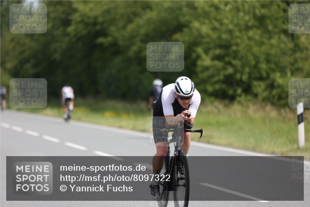 22.06.2025 - Viking Triathlon Yannick Fuchs http://msf.ph/oto/8097322 22.06.2025 11:59:50 Radfahren 207, 223, 225, 230, 610 meine-sportfotos.de