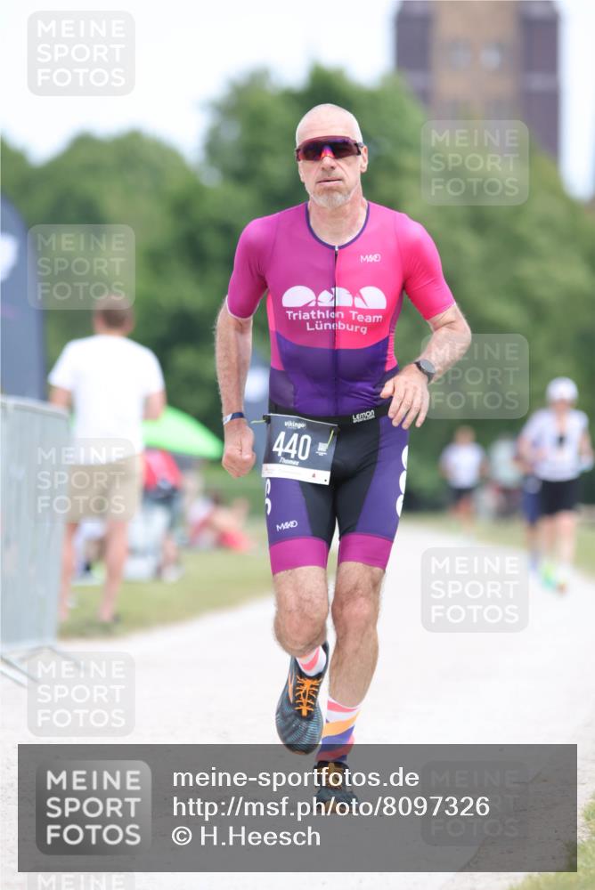 22.06.2025 - Viking Triathlon H.Heesch http://msf.ph/oto/8097326 22.06.2025 13:28:09 Laufen 440 meine-sportfotos.de