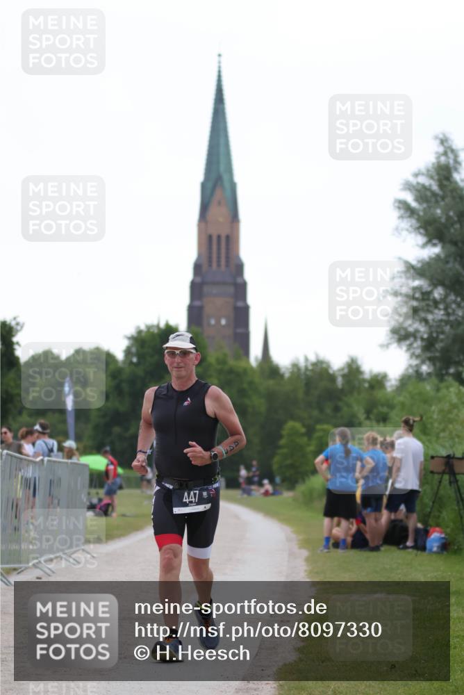 22.06.2025 - Viking Triathlon H.Heesch http://msf.ph/oto/8097330 22.06.2025 16:21:42 Laufen 268, 447 meine-sportfotos.de