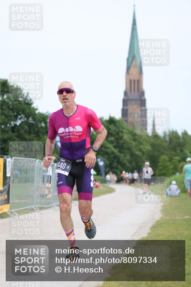 22.06.2025 - Viking Triathlon H.Heesch http://msf.ph/oto/8097334 22.06.2025 13:28:11 Laufen 440 meine-sportfotos.de