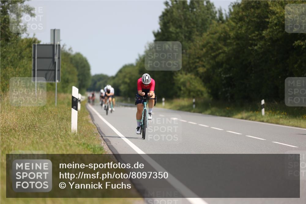 22.06.2025 - Viking Triathlon Yannick Fuchs http://msf.ph/oto/8097350 22.06.2025 11:22:12 Radfahren 42, 91, 187, 323, 455, 473, 490, 661 meine-sportfotos.de